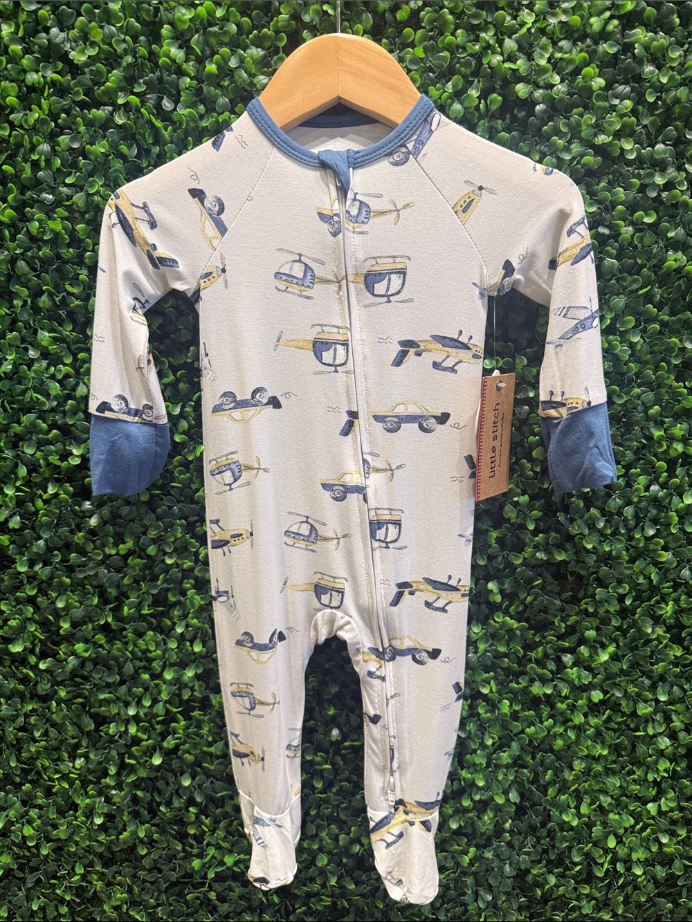 Bamboo Zipper Romper Helicopters, Planes , Cars Print NEW So Soft • 6 Months